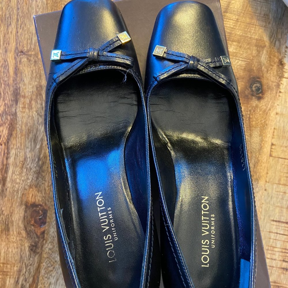 Louis Vuitton Square Toe Pump